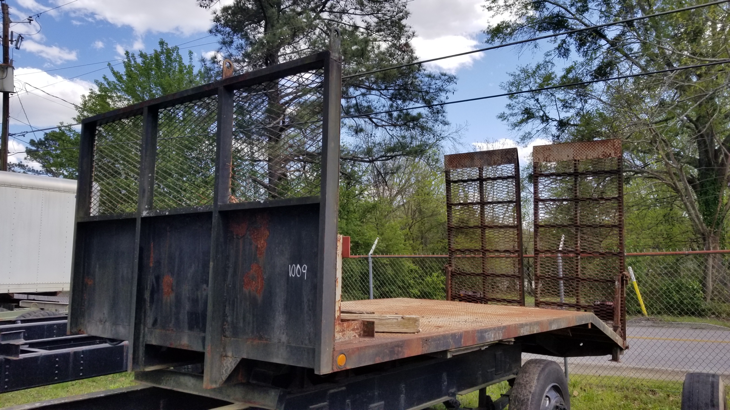 Used Flatbed Truck bodies for sale located in Atlanta